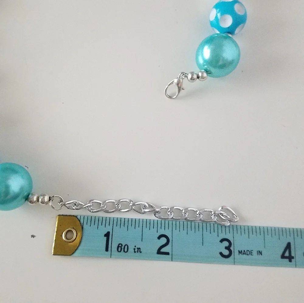 Frozen | Themed bubble gum necklace & bracelet set